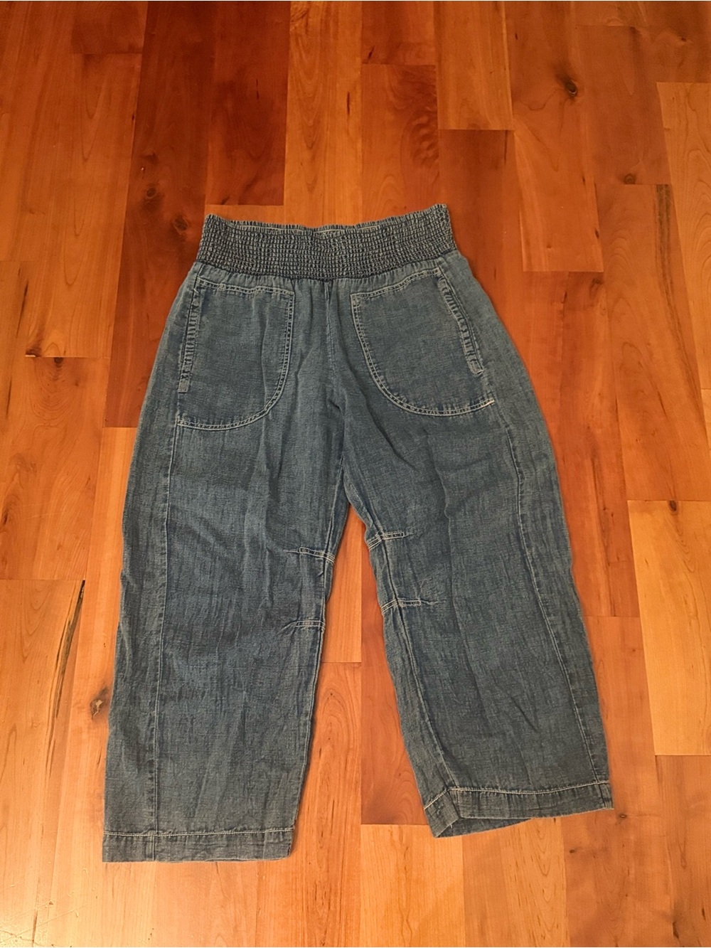 Pilcro Reese Smocked Pull on Barrel Pants